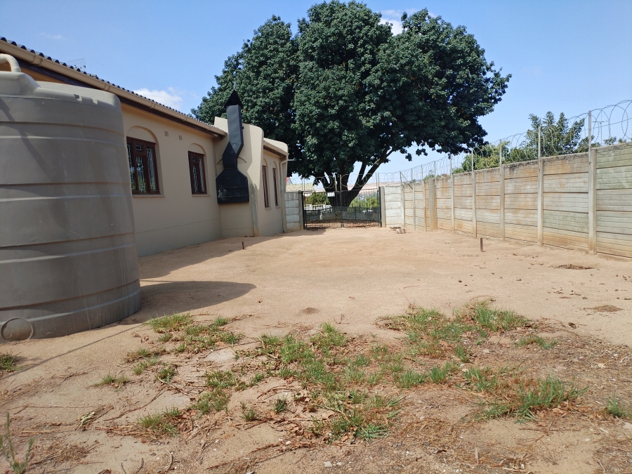 3 Bedroom Property for Sale in Bergzicht Western Cape